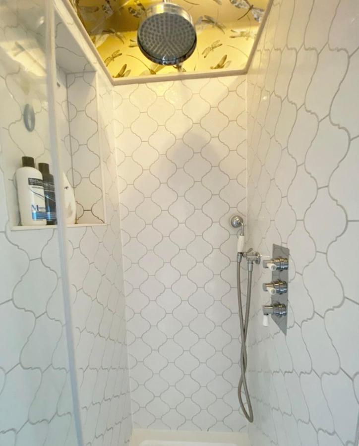 Lovely 2 Bed Annexe Near 索尔兹伯里 外观 照片